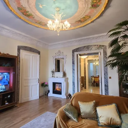 Crema Di Oro 1 Apartment *